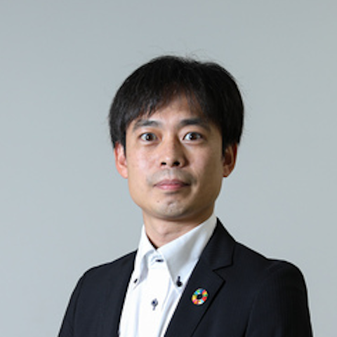 高倉 益実